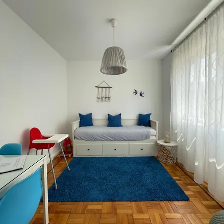 100 Contos Bed & Breakfast 2*
