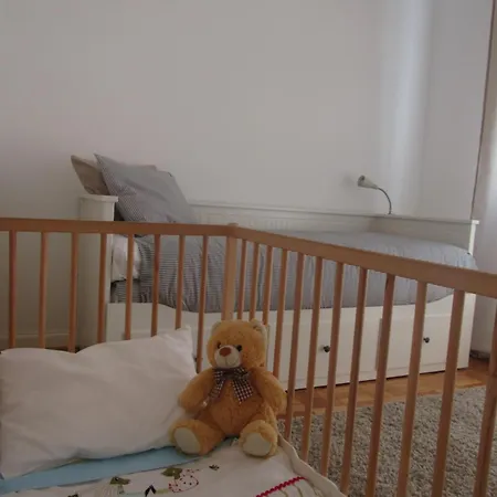 Bed & Breakfast 100 Contos Porto