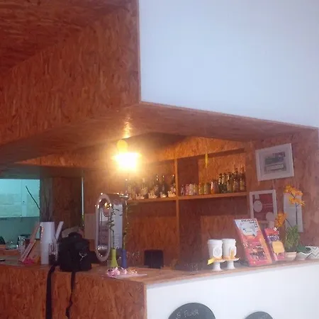 Bed & Breakfast 100 Contos Porto