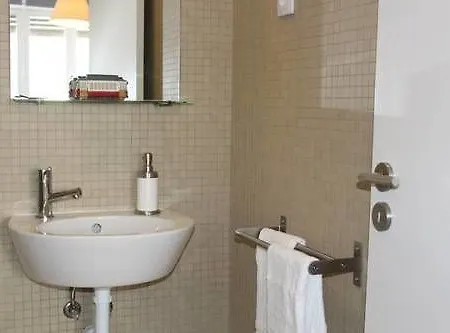 100 Contos Bed & Breakfast